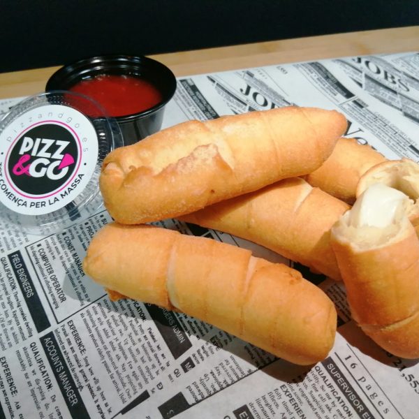 TEQUEÑOS DE FORMATGE